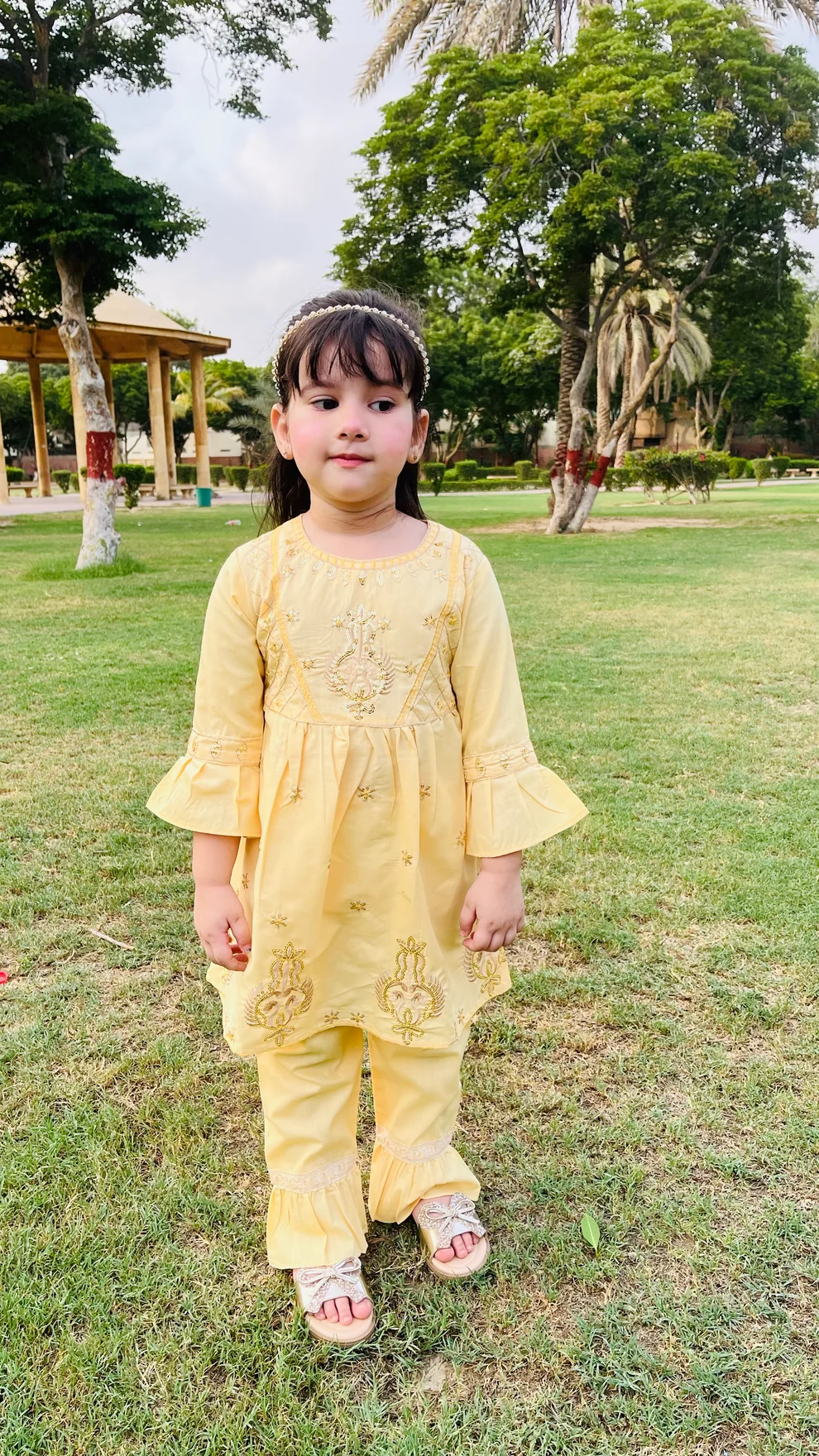 Girls Embroidered 2-Piece Suit